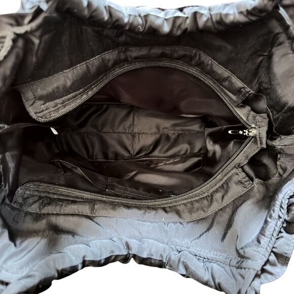 Pashmina Black Fabric Lightweight Handbag with 3D Satin Color Flowers  ***Item: - Picture 4 of 11